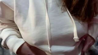 Stepsister ទទួលបានចំខណៈពេលដែលគាត់ fucks ខ្ញុំ