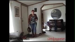 ���ဆင့်အမေကိုသူမ၏သားစောင့်ကြည့်သူမ Masturbate တွဲ