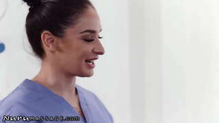 On Kocha Łączenia 2 Dziewczyny Podczas Masaż On Kocha Łączenia 2 Dziewczyny Podczas Masaż