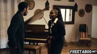 Pelottaa Busty Kiinteistönvälittäjä Panee Asiakas Purkaa Sopimuksen