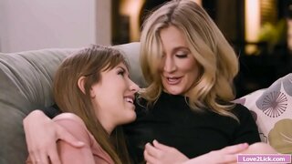 Stepmom gets her anal fingering agus licked le stepdaughter